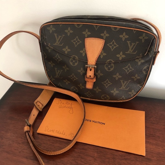 Louis Vuitton Handbags - Authentic Louis Vuitton Jeune Fille MM